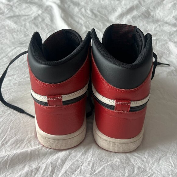 Air Jordan 1 High OG "Satin Black Toe" sneakers - Picture 4 of 6
